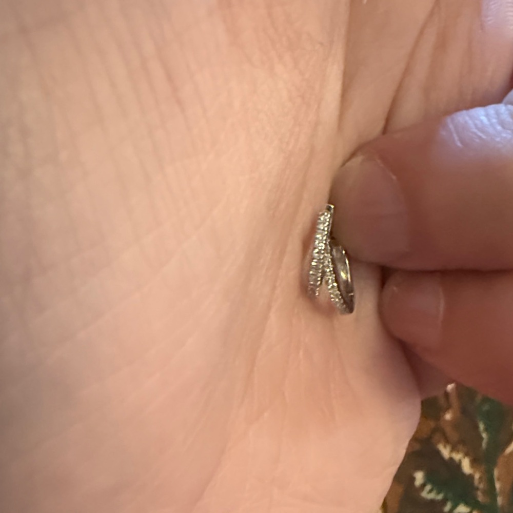Ring Concierge Petite Diamond Huggies 14K White Gold - Picture 3 of 4